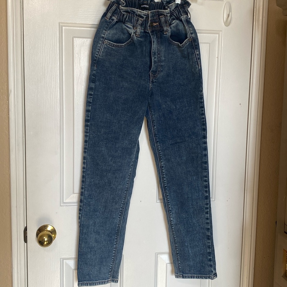 Guess mom Jean super high rise